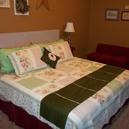 Walden Tin Brook Bed & Breakfast الغرفة الصورة