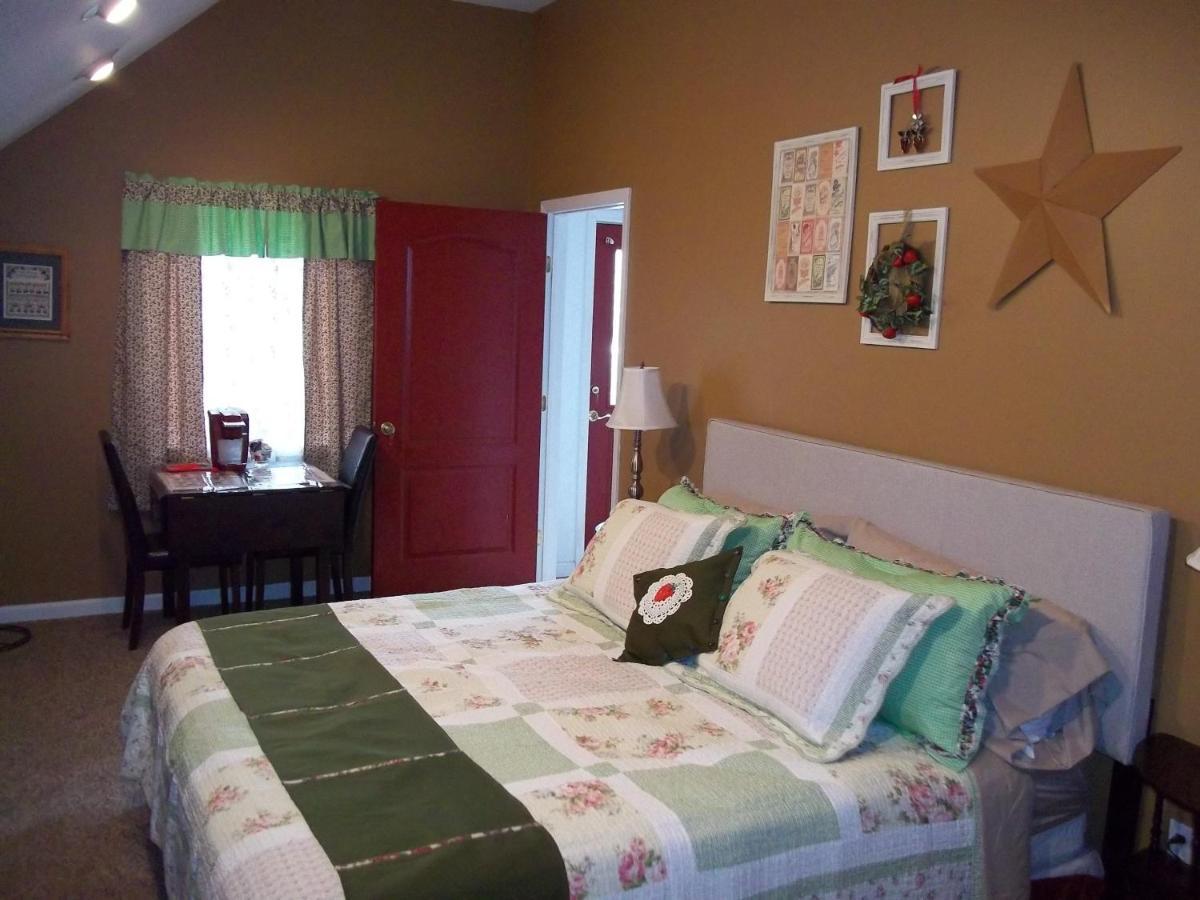Walden Tin Brook Bed & Breakfast الغرفة الصورة